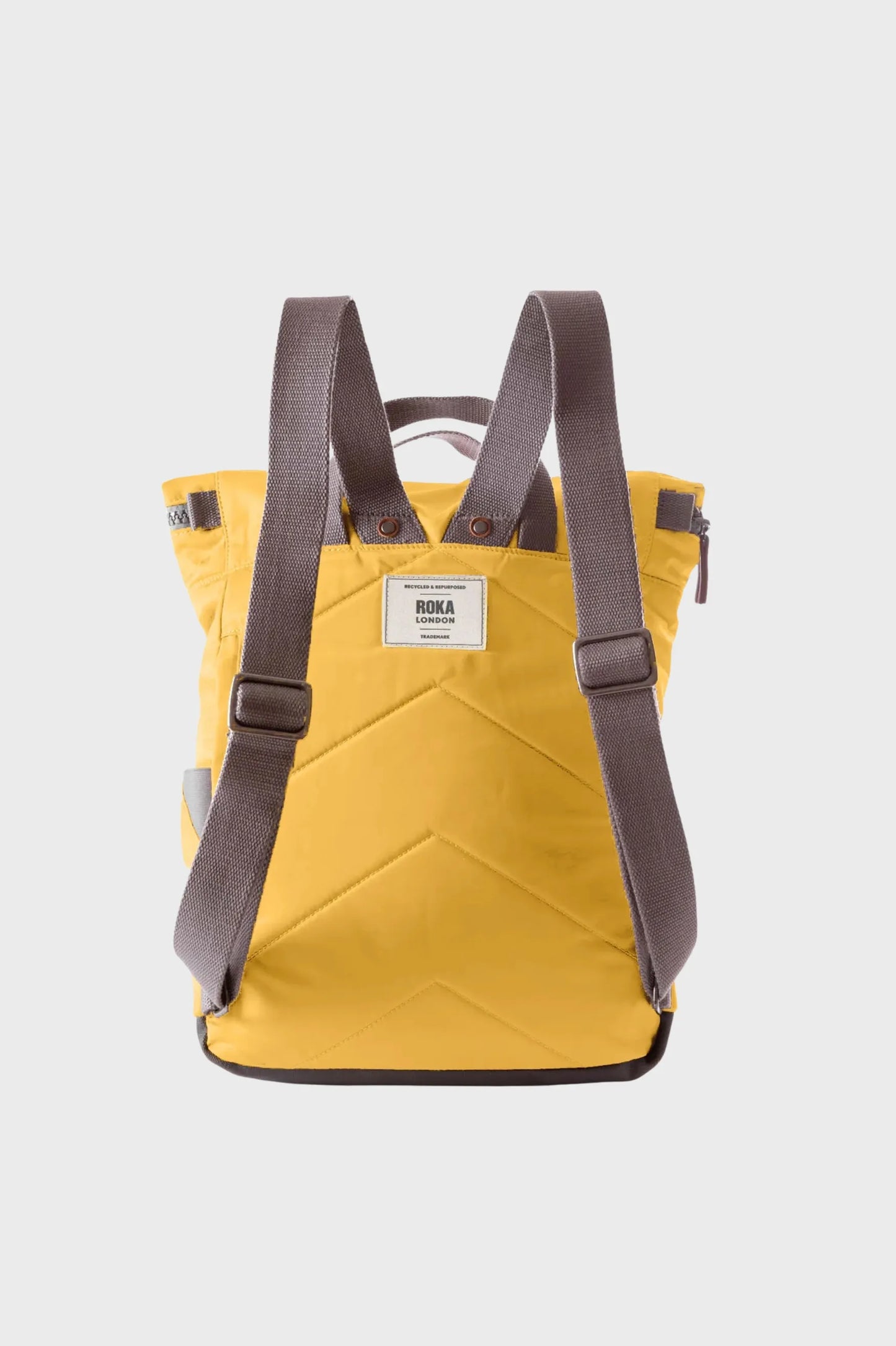 Roka London Mochila Canfield B Recycled Nylon Amarilla Medium Who killed Bambi?