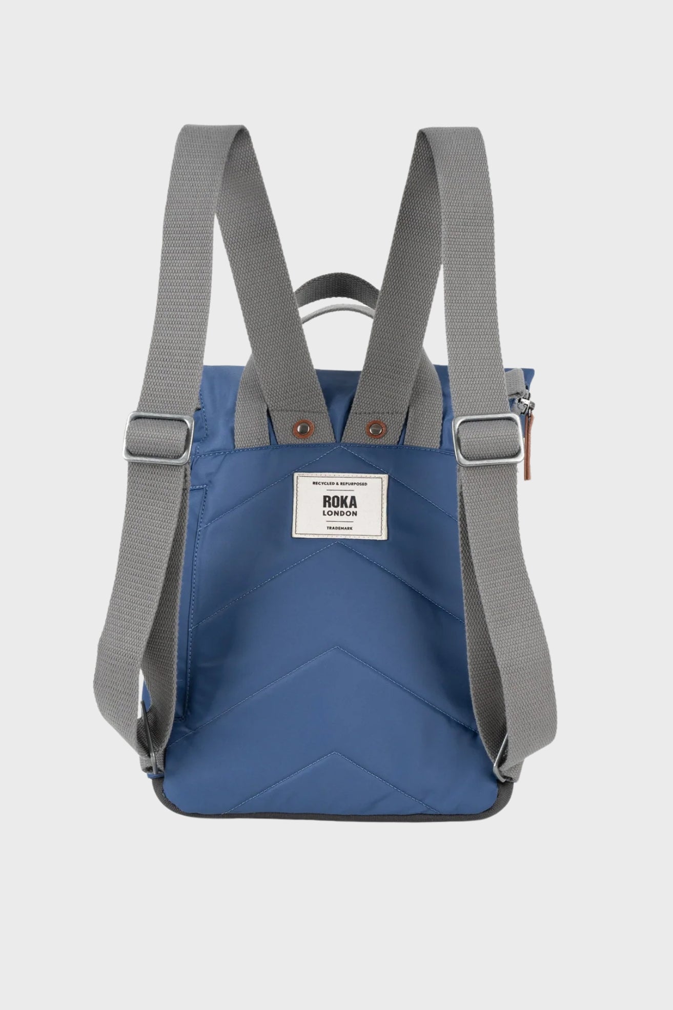 Roka London Mochila Canfield B Recycled Nylon Azul Burnt Small Who killed Bambi?