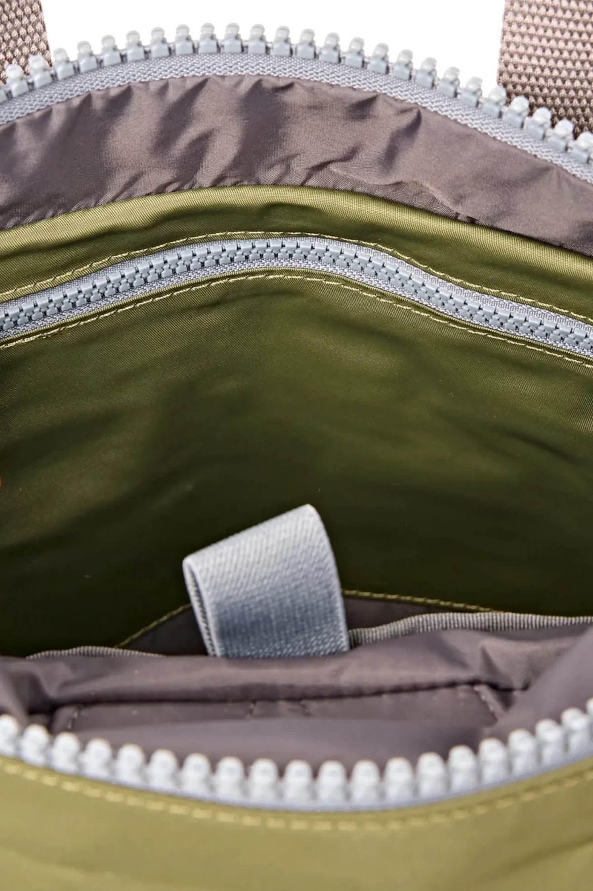 Roka London Mochila Canfield B Verde Chive Small Who killed Bambi?