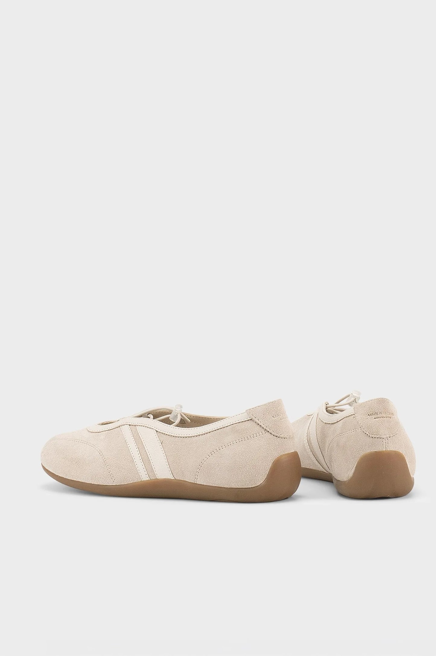 Vagabond Bailarinas Hollie Beige Who killed Bambi?