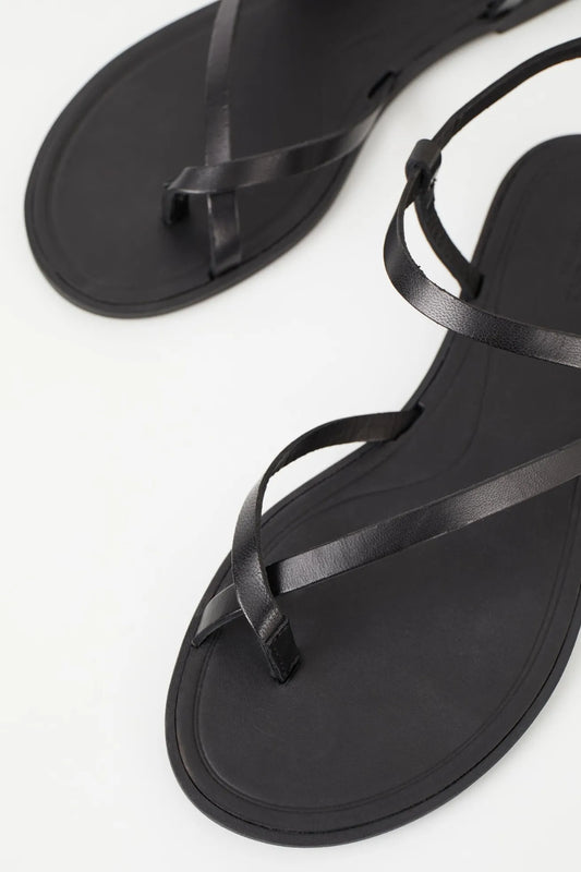 Vagabond Sandalias Mujer Tia 2.0 Negras Who killed Bambi?