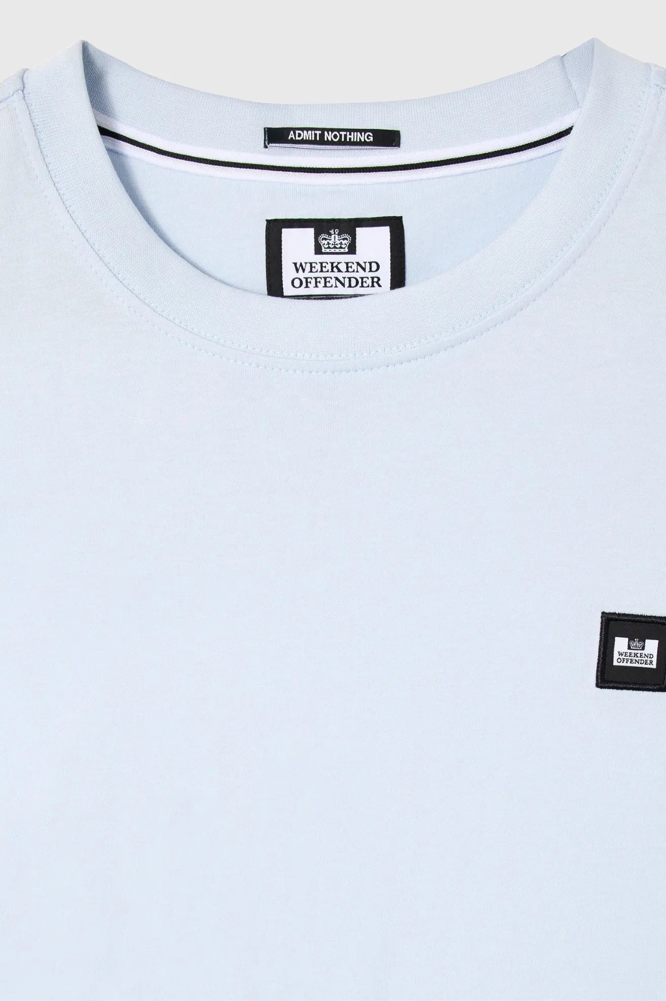 Weekend Offender Camiseta Hombre Básica Azul Sky Who killed Bambi?