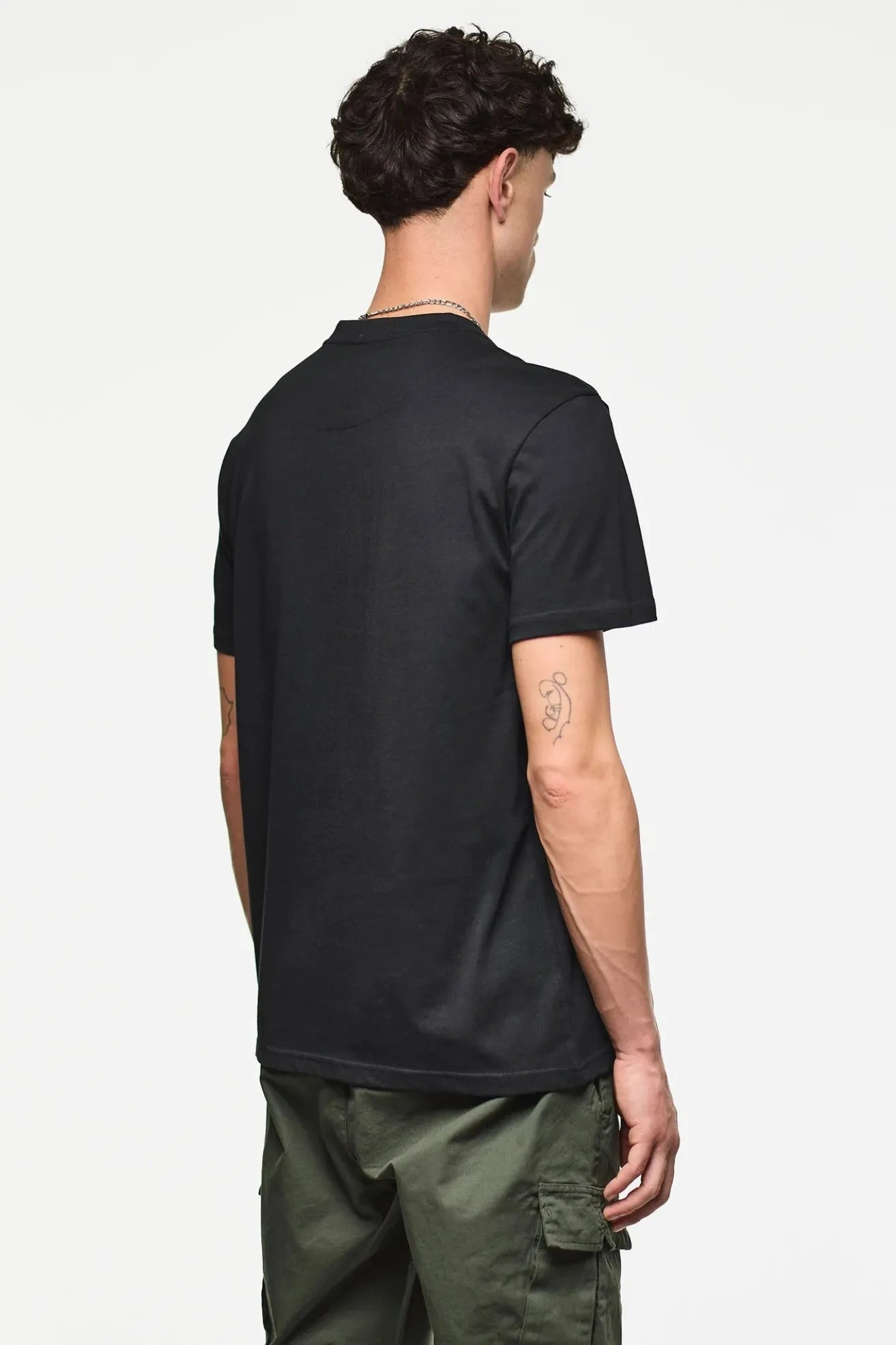 Weekend Offender Camiseta Hombre This Is England Negra Who killed Bambi?