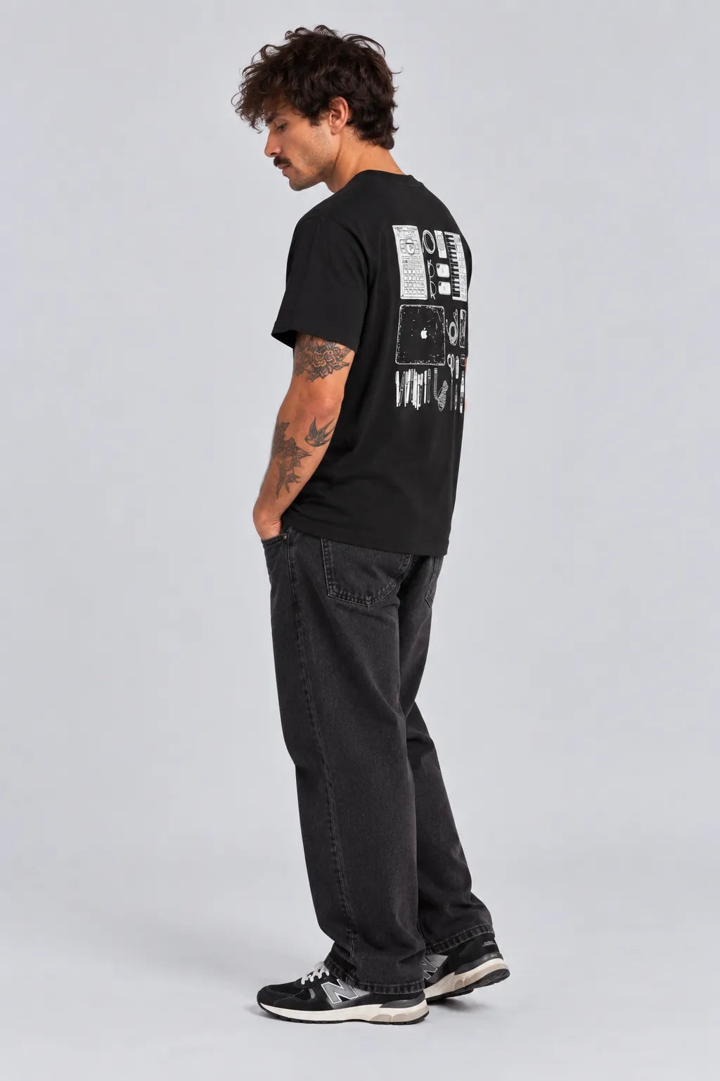 Wemoto Clothing Camiseta Hombre Essentials Negra Who killed Bambi?