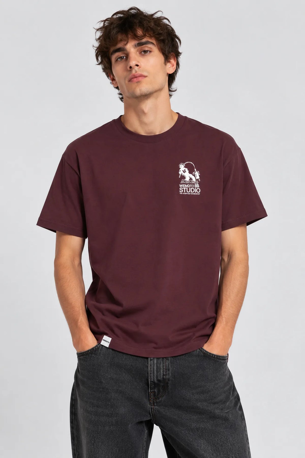 Wemoto Clothing Camiseta Hombre Fishing Burdeos Who killed Bambi?