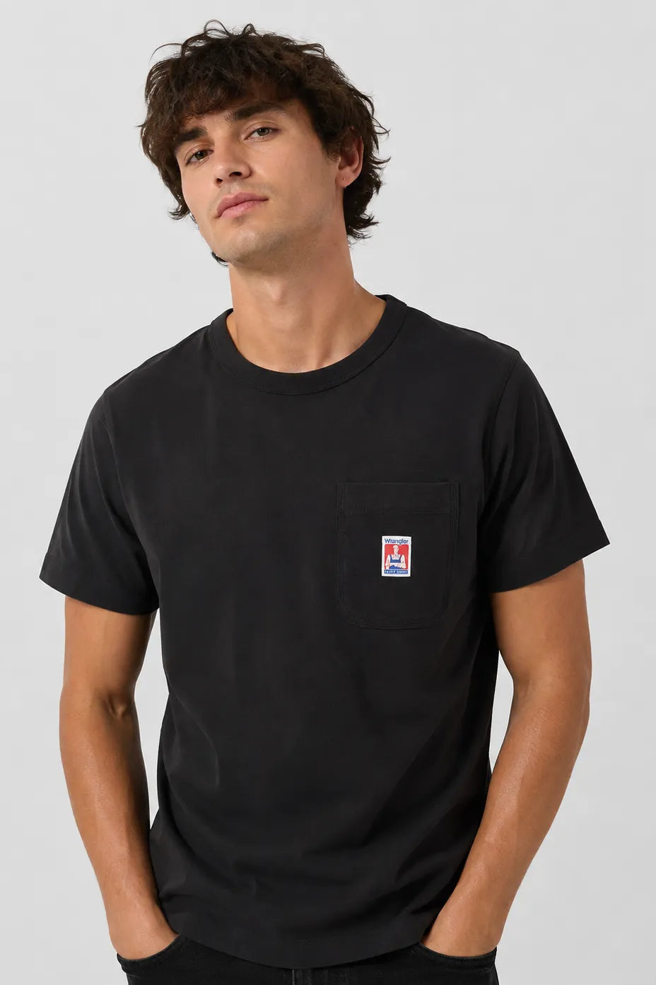 Wrangler Camiseta Hombre Relaxed Pocket Negro Gastado Who killed Bambi?