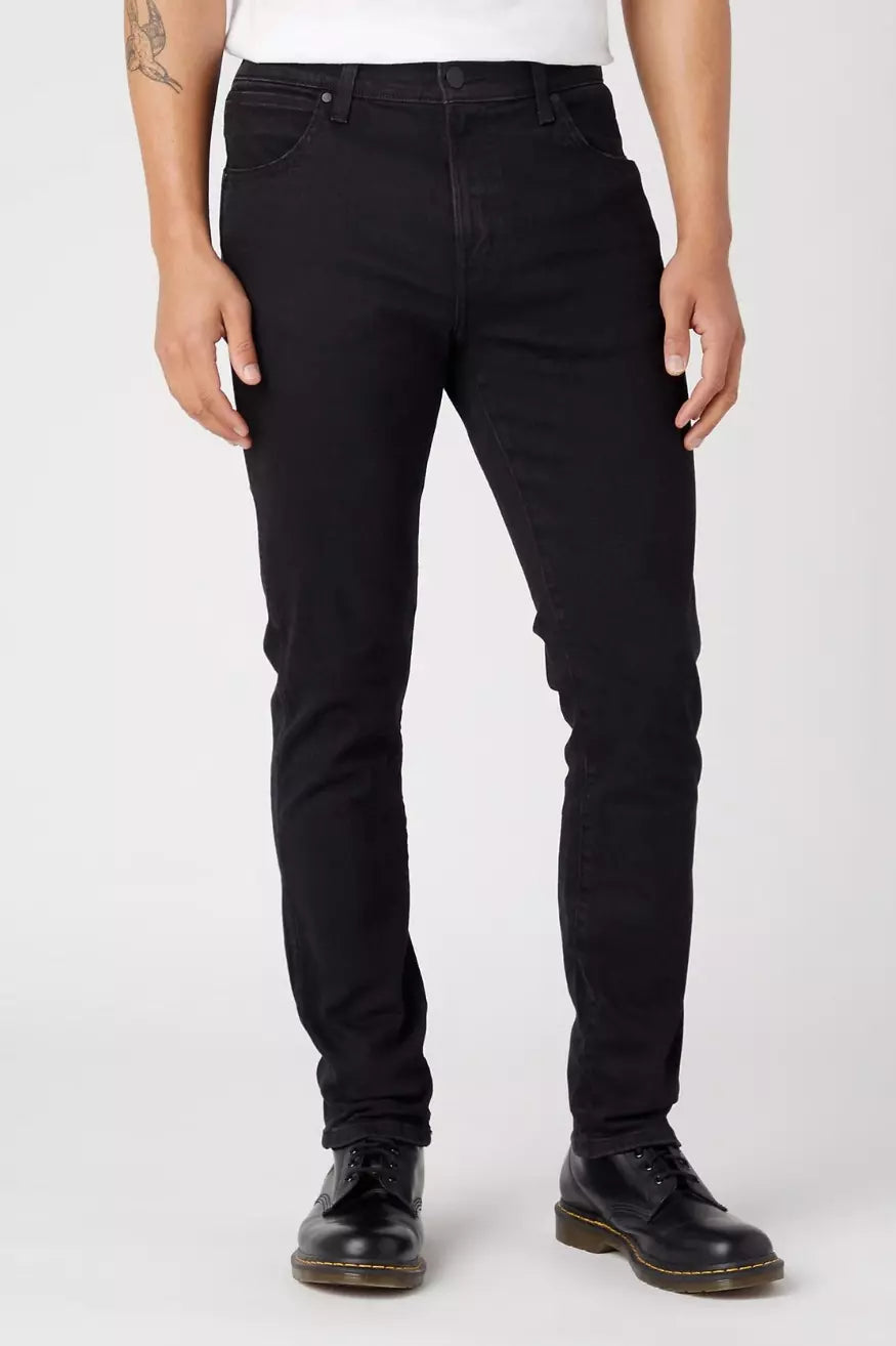 Wrangler Pantalón Vaquero Hombre Larston Negro Atmosphere Who Killed Bambi?