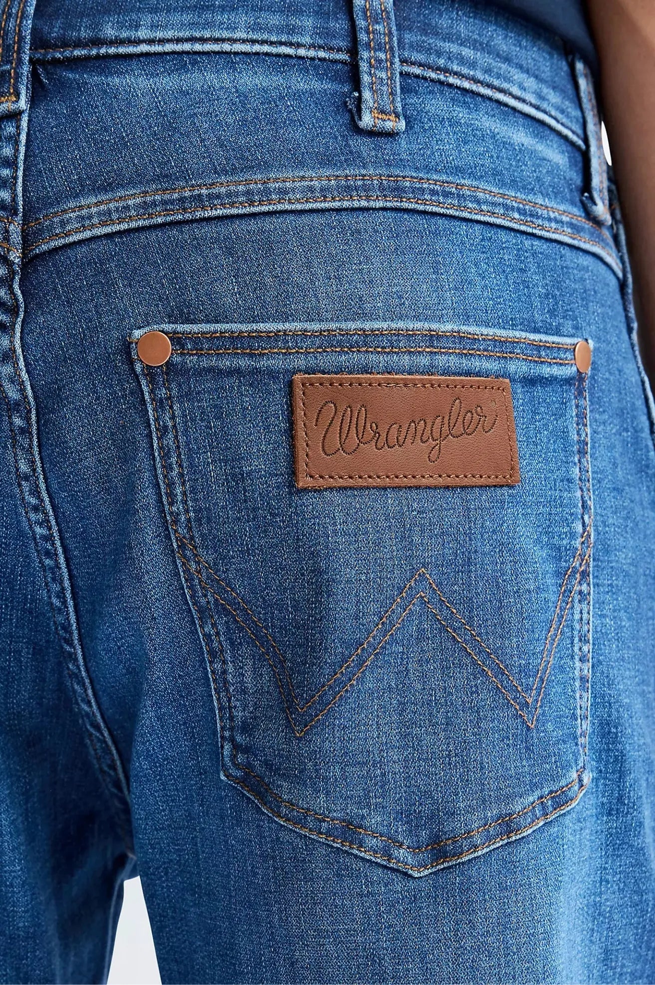 Wrangler Pantalón Vaquero Hombre Larston Dandelion Summer Who killed Bambi?